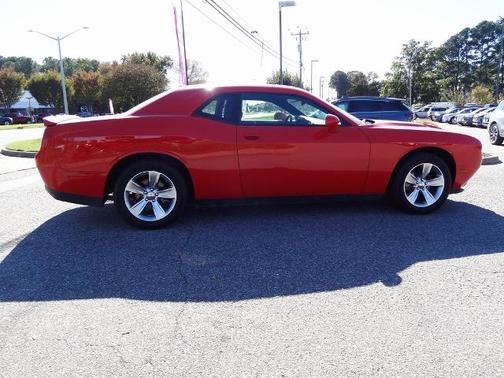 2022 Dodge Challenger SXT