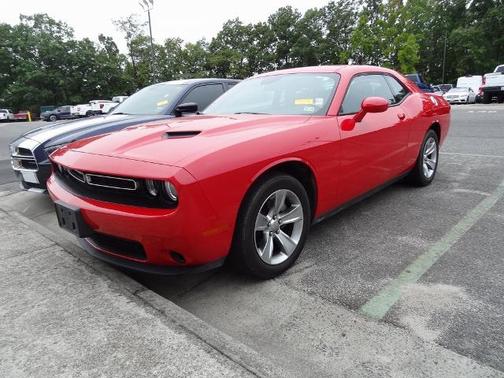 2022 Dodge Challenger SXT