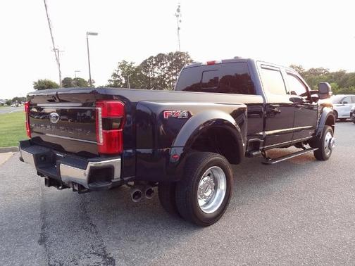 2023 Ford F-450 LARIAT DRW