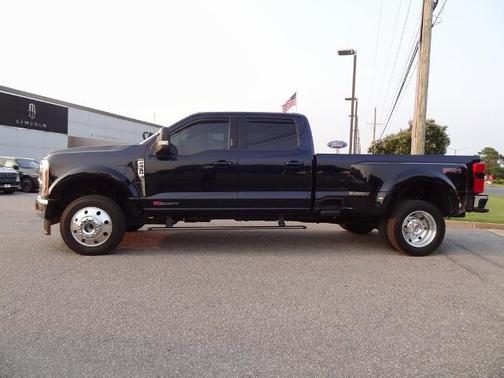 2023 Ford F-450 LARIAT DRW