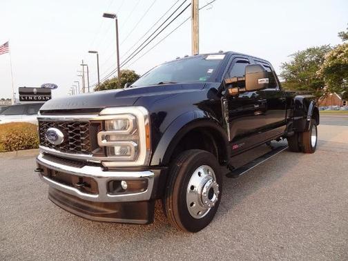 2023 Ford F-450 LARIAT DRW