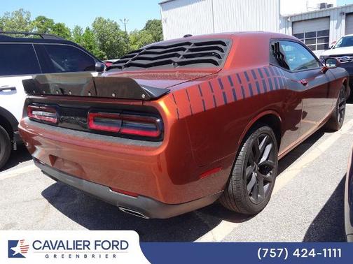 Sinamon Stick 2020 Dodge Challenger SXT