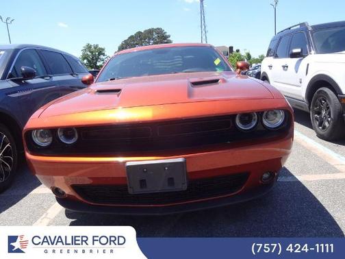 Sinamon Stick 2020 Dodge Challenger SXT