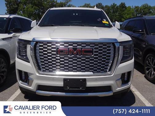 White Frost Tri-Coat 2022 GMC Yukon XL DENALI
