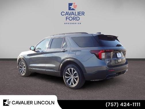 CARBONIZED GRAY METALLIC 2025 Ford Explorer ST-LINE