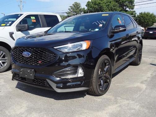 2022 Ford Edge ST