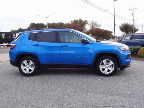 2022 Jeep Compass LATITUDE