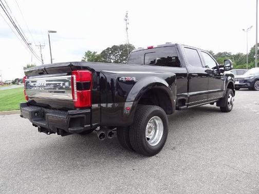 2024 Ford F-350 KING RANCH