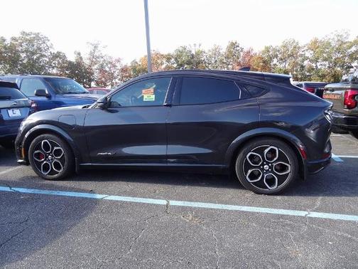 2022 Ford Mustang Mach-E GT