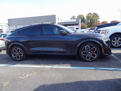 2022 Ford Mustang Mach-E GT