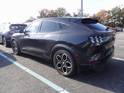 2022 Ford Mustang Mach-E GT