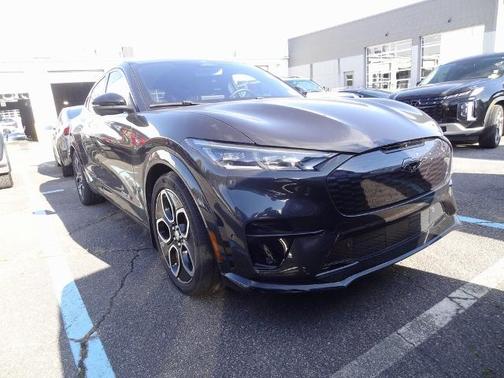 2022 Ford Mustang Mach-E GT