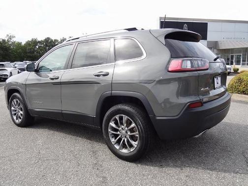 2020 Jeep Cherokee LATITUDE PLUS