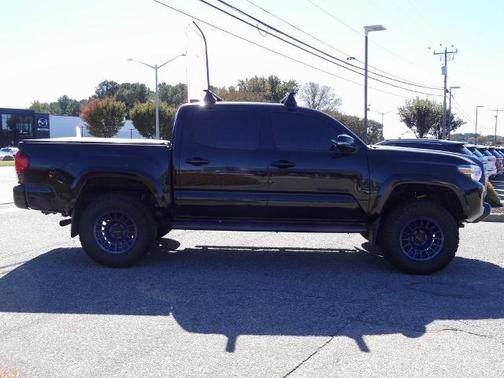 2020 Toyota Tacoma SR5