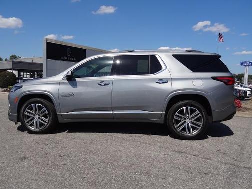 2023 Chevrolet Traverse HIGH COUNTRY