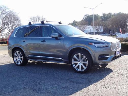2018 Volvo XC90 T6 INSCRIPTION
