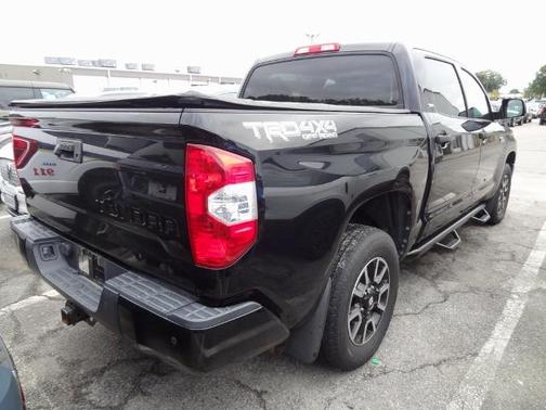 2016 Toyota Tundra SR5