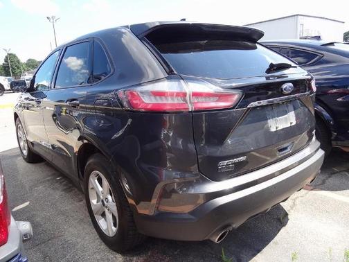 2020 Ford Edge SE