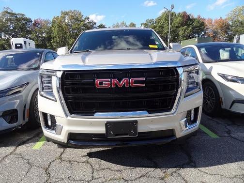 2023 GMC Yukon SLE