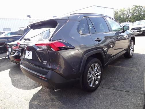 2024 Toyota RAV4 XLE PREMIUM