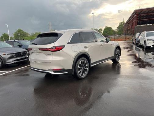2025 Mazda CX-90 PHEV Premium Plus