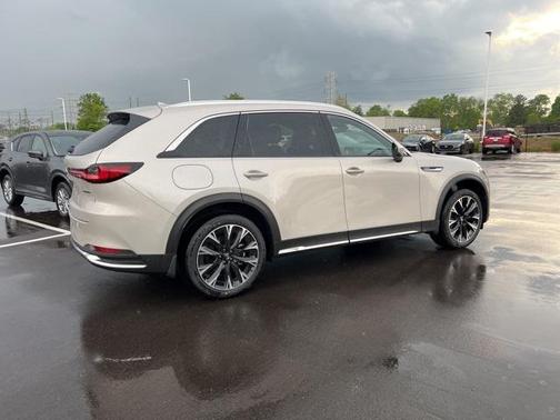 2025 Mazda CX-90 PHEV Premium Plus