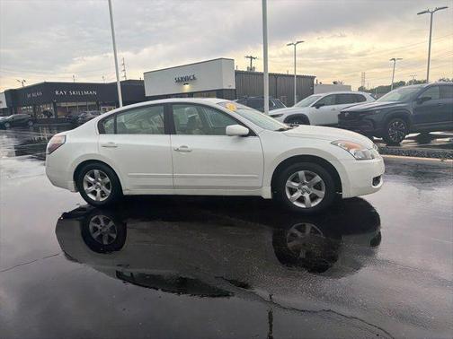 Winter Frost Pearl 2009 Nissan Altima 2.5 SL