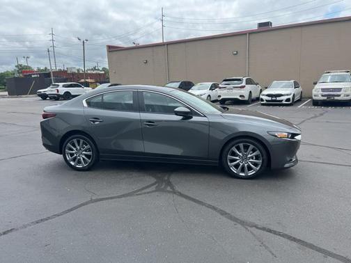 2025 Mazda Mazda3 FWD w/Preferred Package
