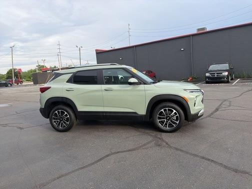 Green 2026 Chevrolet Trailblazer LT