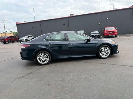 Aqua 2018 Toyota Camry XLE