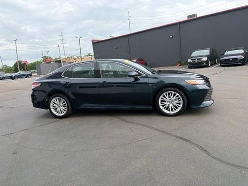 Aqua 2018 Toyota Camry XLE