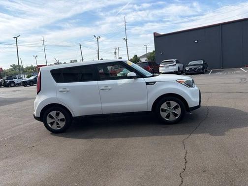 Clear White 2014 Kia Soul Base