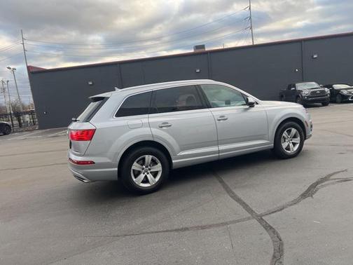2018 Audi Q7 2.0T Premium Plus