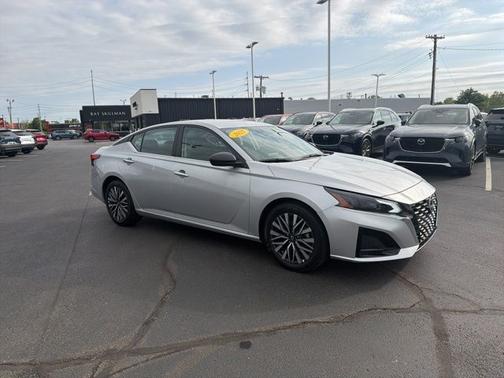 Brilliant Silver Metallic 2025 Nissan Altima 2.5 SV