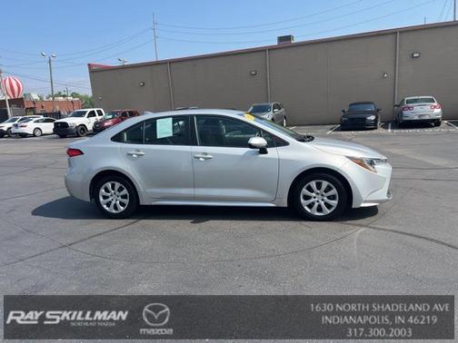 2022 Toyota Corolla LE