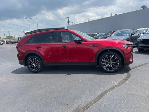 2025 Mazda CX-70 PHEV Premium Package
