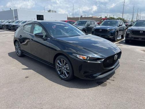 2025 Mazda Mazda3 FWD w/Preferred Package