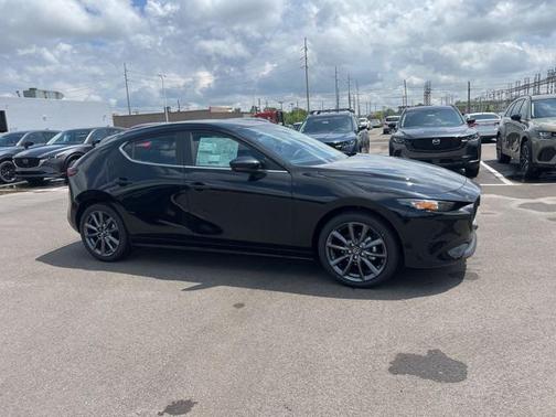 2025 Mazda Mazda3 FWD w/Preferred Package