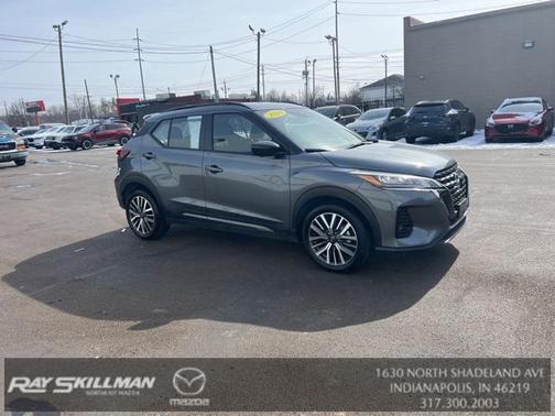 2024 Nissan Kicks SR