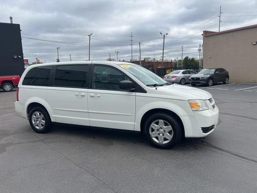 2009 Dodge Grand Caravan SE