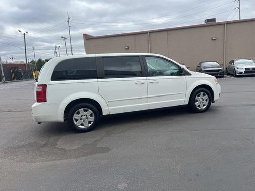 2009 Dodge Grand Caravan SE