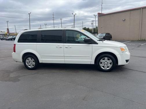 2009 Dodge Grand Caravan SE