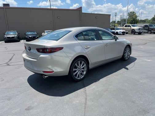 2025 Mazda Mazda3 FWD w/Preferred Package