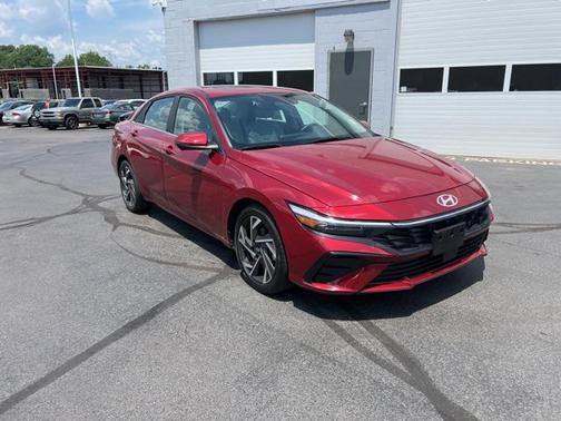 2024 Hyundai ELANTRA Limited
