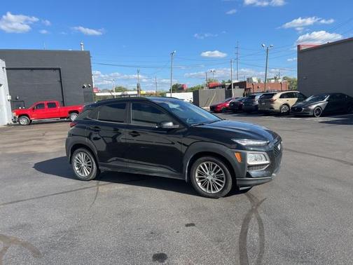 2020 Hyundai KONA SEL