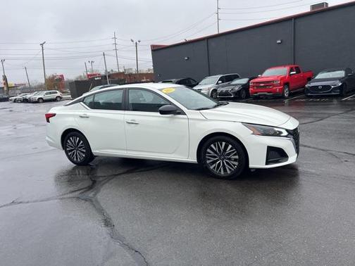 2025 Nissan Altima 2.5 SV