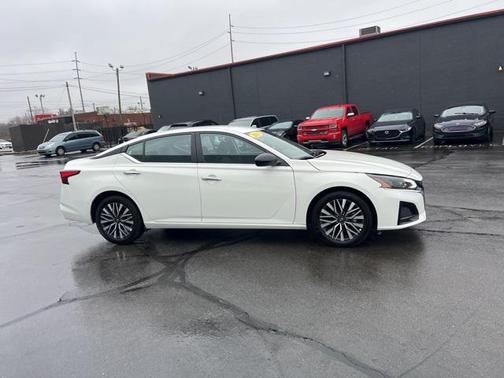 2025 Nissan Altima 2.5 SV