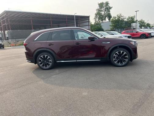 2025 Mazda CX-90 PHEV Premium Plus