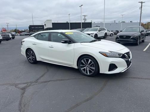 2023 Nissan Maxima SV Xtronic CVT