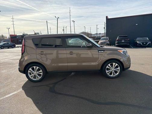 2015 Kia Soul +